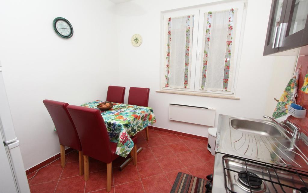 Apartment Dina Rovigno Esterno foto